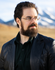 Christopher Paolini - Author - Photo Credit Lo Hunter